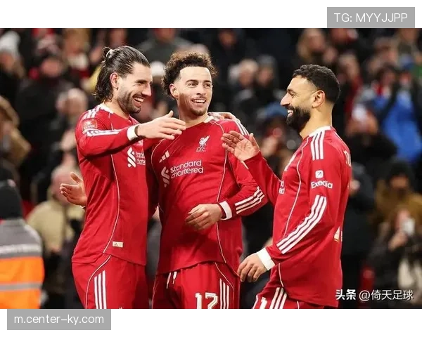 布莱顿不敌利物浦 费尔迪·卡迪奥卢被萨拉赫完全压制