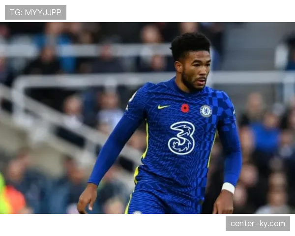 切尔西十人应战防守体系调整未能守住领先优势分析